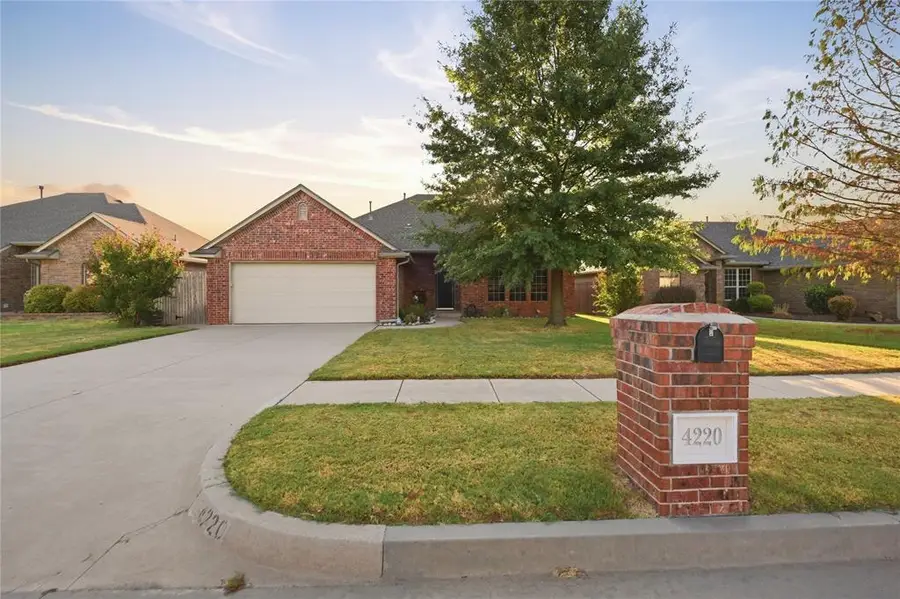 4220 Kensington Drive, Moore, OK 73160 - #2
