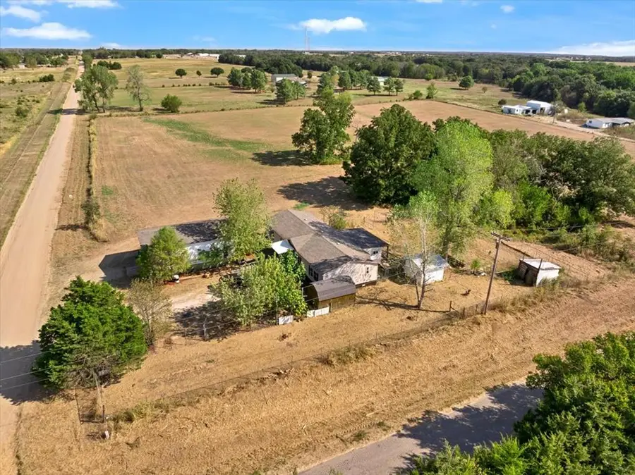 827 N Graham Road, Stroud, OK 74079 - #3