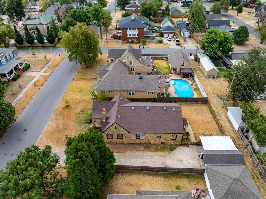 610 S Hoff Avenue, El Reno, OK 73036 - #3