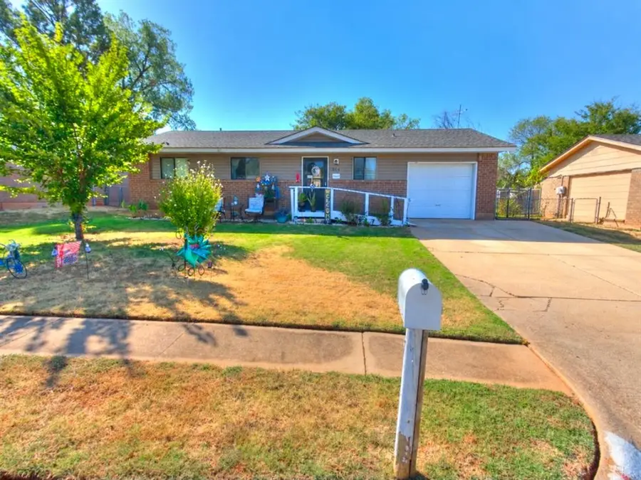 604 Meadowlake Drive, Noble, OK 73068 - #2