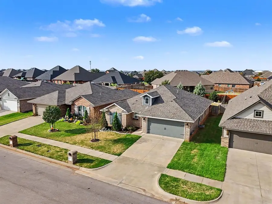 18425 Groveton Boulevard, Edmond, OK 73012 - #2