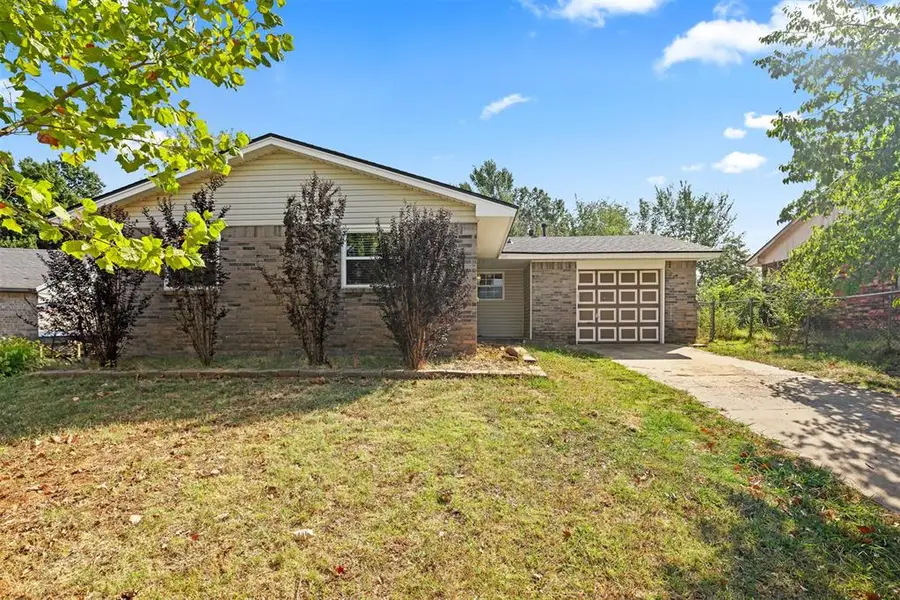 410 Jarman Drive, McLoud, OK 74851 - #2