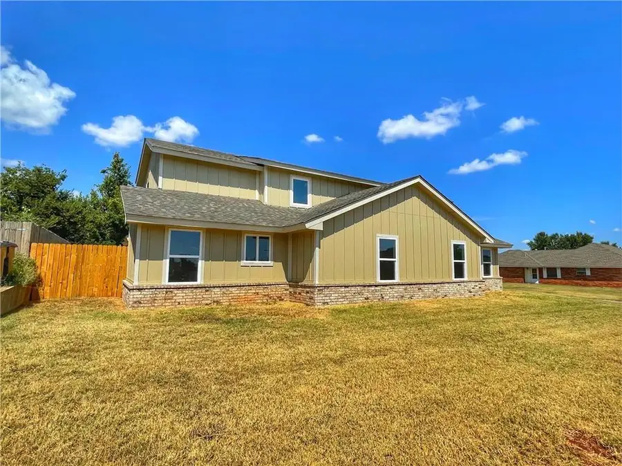 6719 Lyrewood Lane, Oklahoma City, OK 73132 - #2