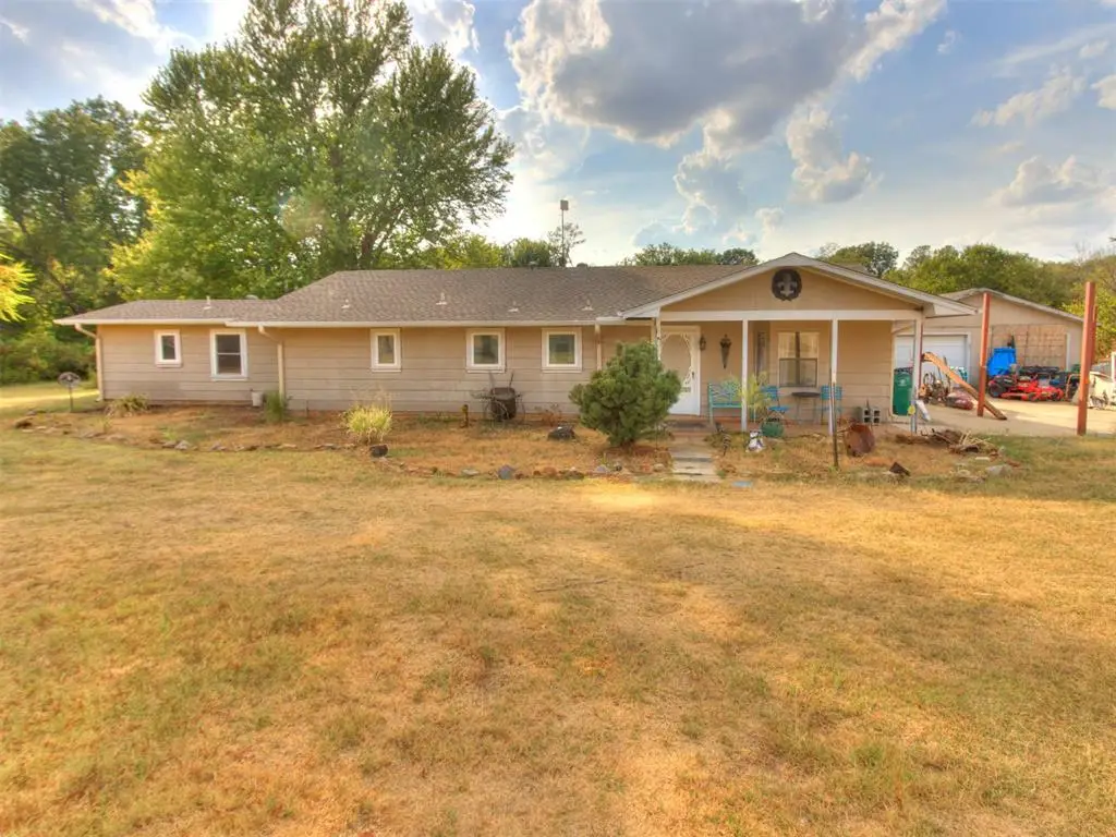 11711 S Czech Hall Road, Mustang, OK 73064 - #1
