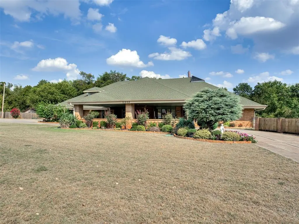 6800 Tanglewood Drive, Mustang, OK 73064 - #1