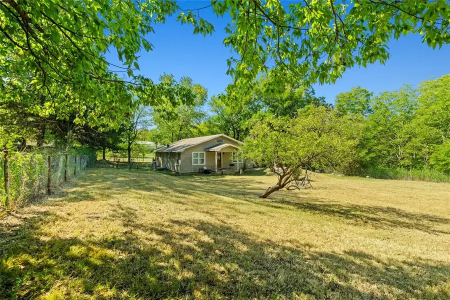 902 W 4th Street, Ada, OK 74820 - #2