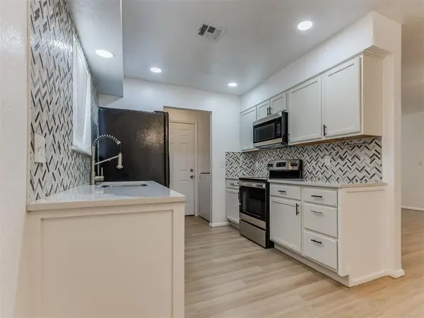 405 Woodland Drive, Midwest City, OK 73130