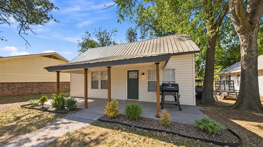 1012 S 13th Street, Chickasha, OK 73018 - #3