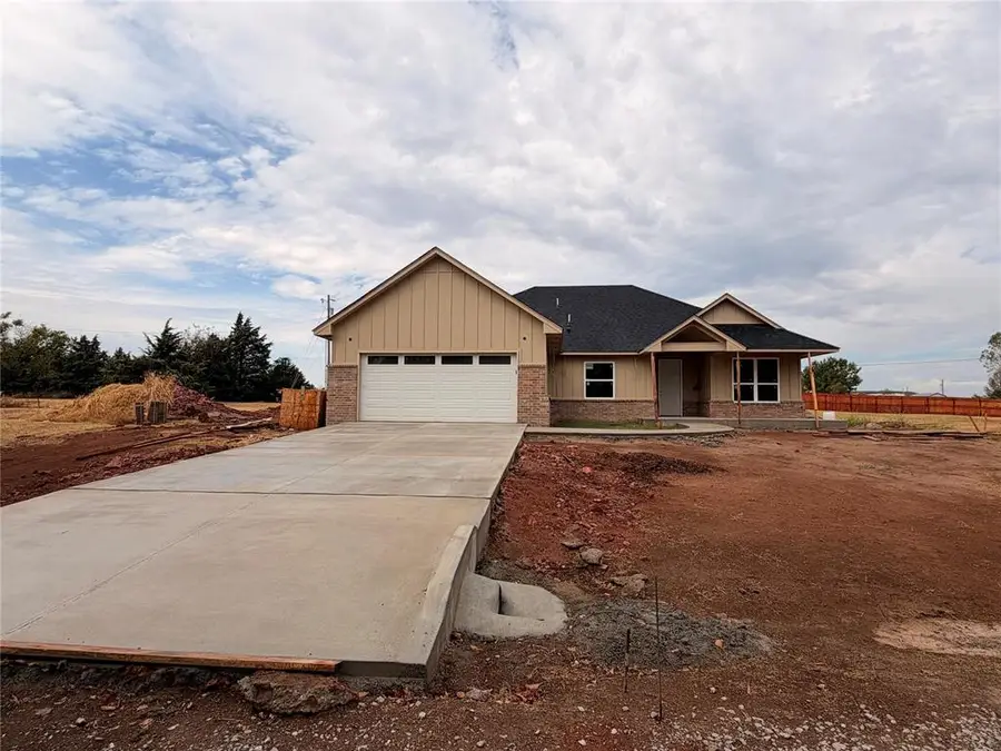 219 W Johnson Drive, Guthrie, OK 73044 - #3