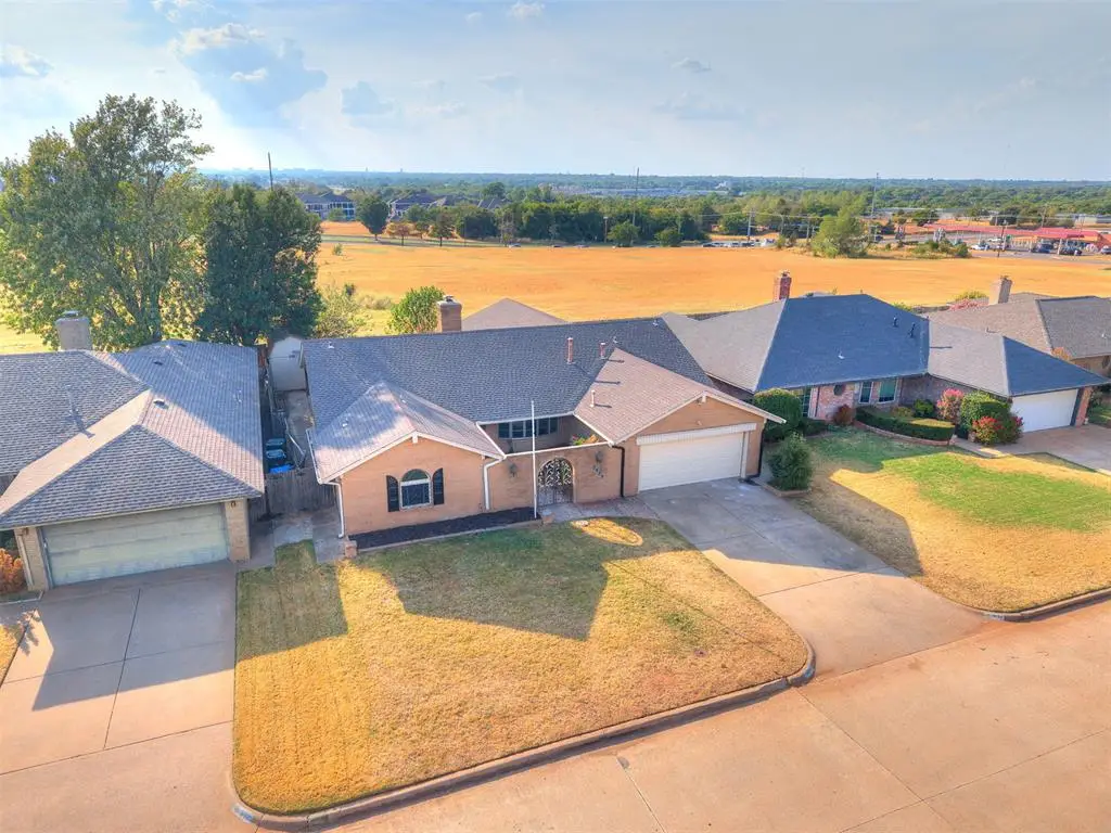 3629 N Ridgewood Drive, Midwest City, OK 73110 - #1