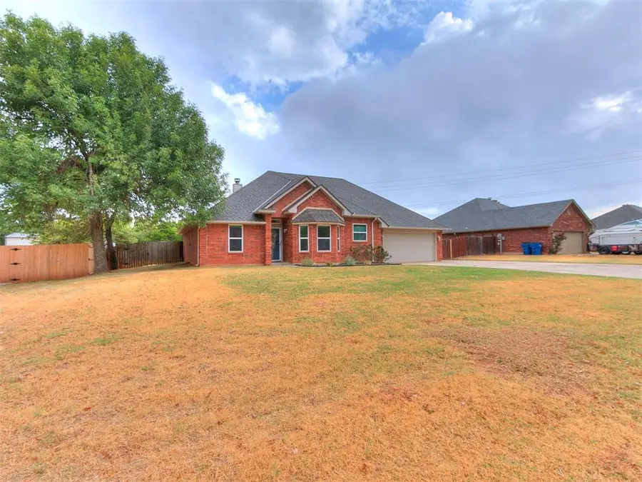 1533 E Persimmon Lane, Mustang, OK 73064 - #3
