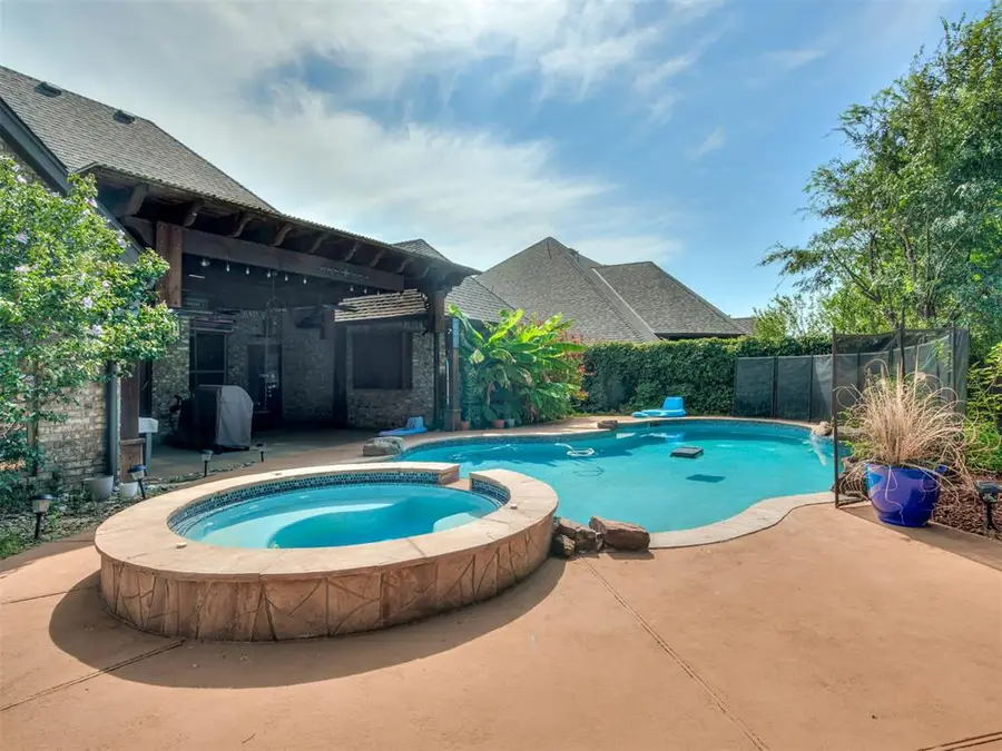 17021 Holly Burn Circle, Edmond, OK 73012 - #2