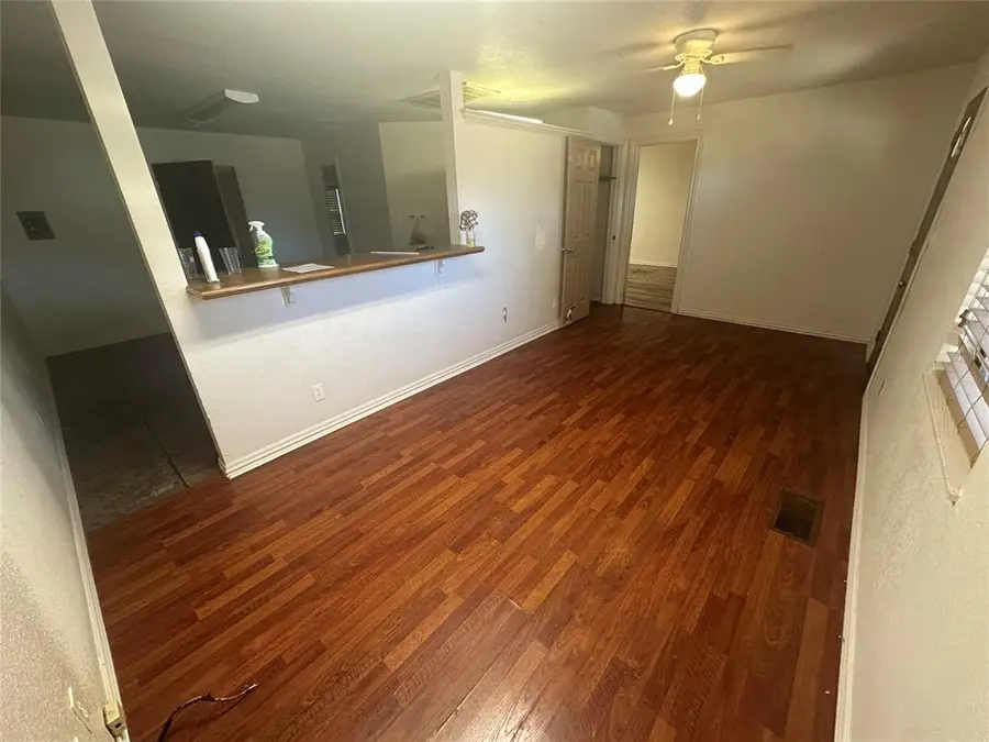 1140 NW 92nd Street, Oklahoma City, OK 73114 - #2