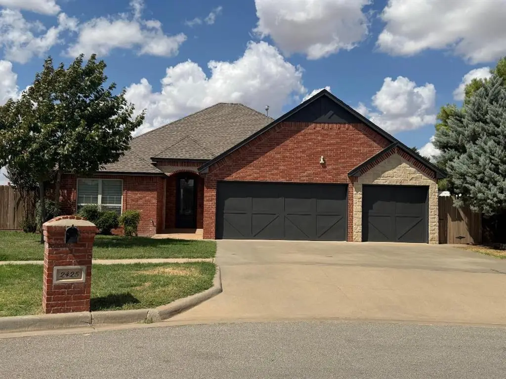 2425 Pumpkin Lane, Weatherford, OK 73096 - #1