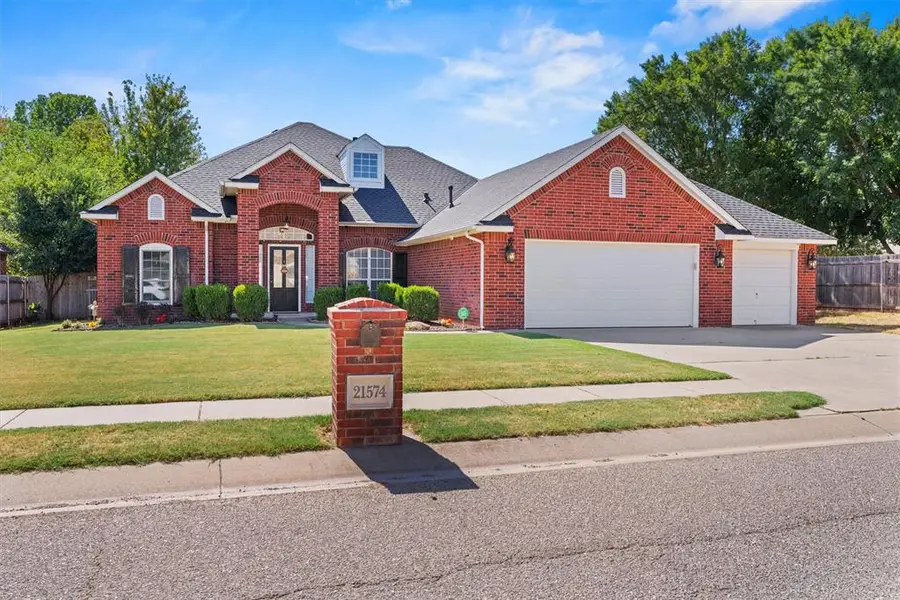 21574 Lake Shadows Drive, Edmond, OK 73012 - #3