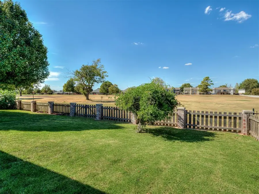 11625 Hackney Lane, Yukon, OK 73099 - #2