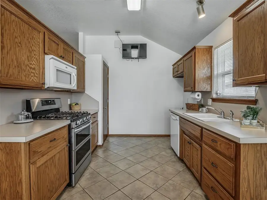 2805 SE 95th Street, Oklahoma City, OK 73160 - #3