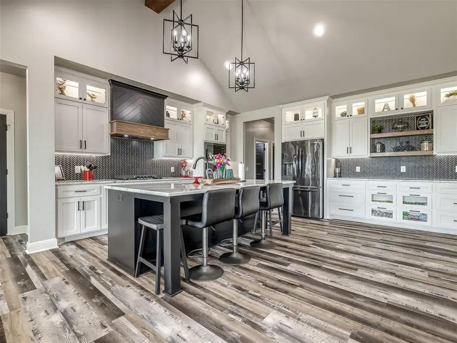 2214 W Cole Drive, Mustang, OK 73064 - #2