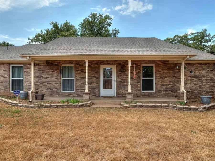 1025 E Triplett Road, Guthrie, OK 73044 - #2