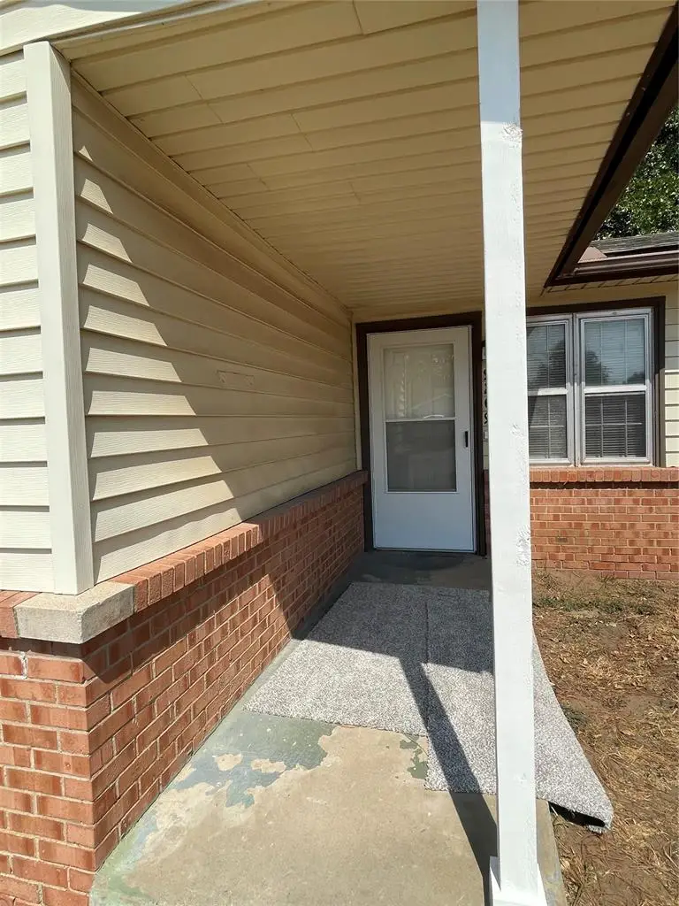 9209 Rhythm Road, Midwest City, OK 73130 - #2