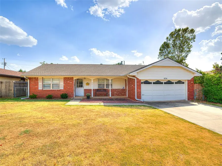 624 E 26th Street, Edmond, OK 73013 - #2