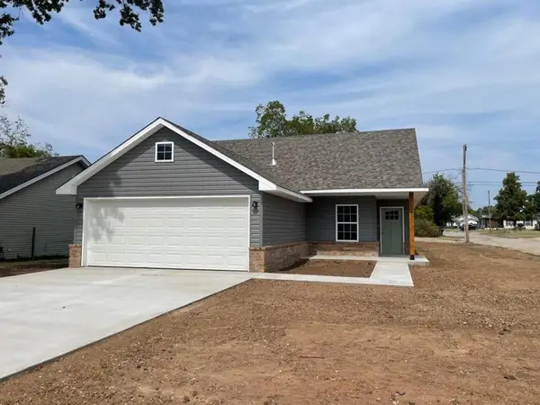 202 W Rosa Street, Shawnee, OK 74804