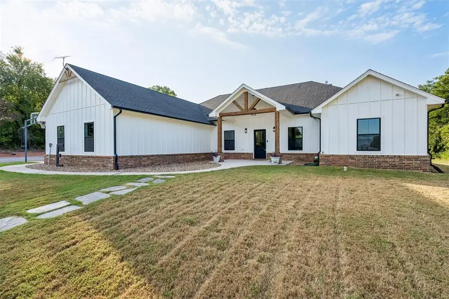12524 E County Road 1540, Lindsay, OK 73052 - #2