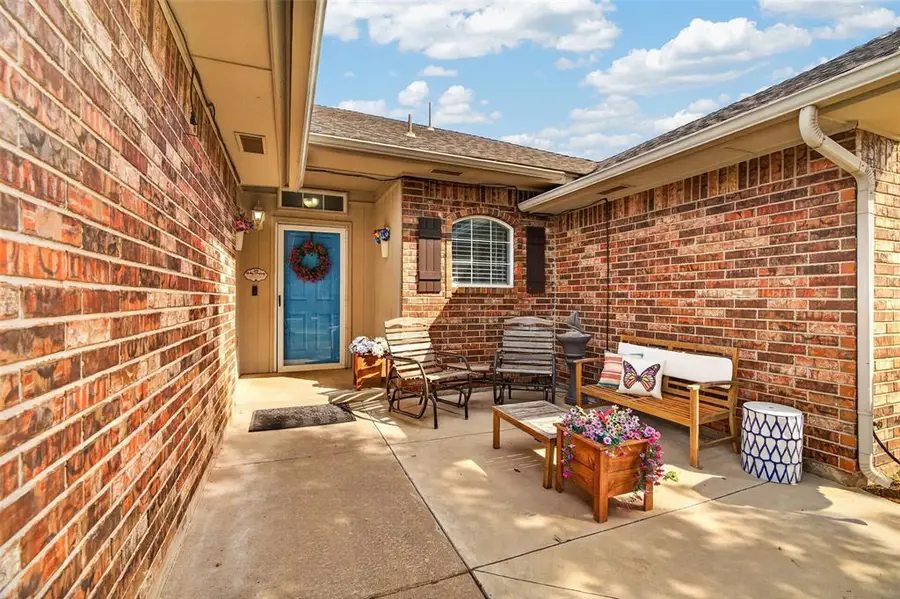 10221 Bradford Way, Yukon, OK 73099 - #3