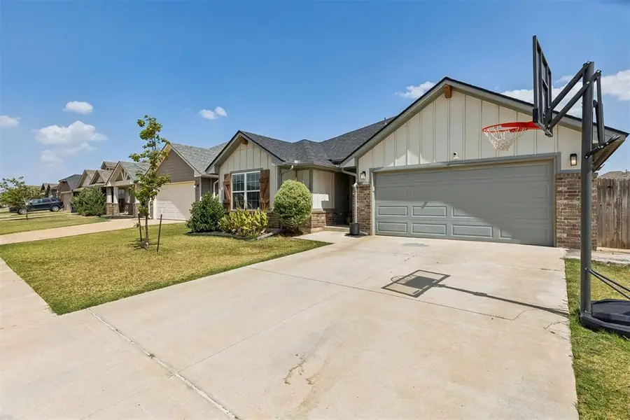 8704 Yassir Bottom, Yukon, OK 73099 - #3