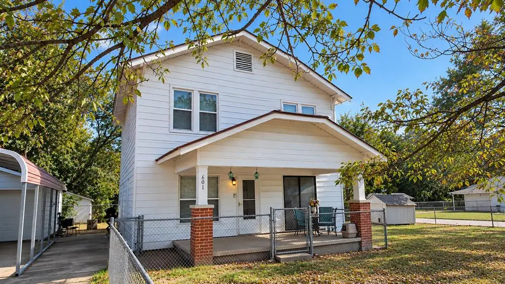 601 N Burgess Street, Holdenville, OK 74848 - #1