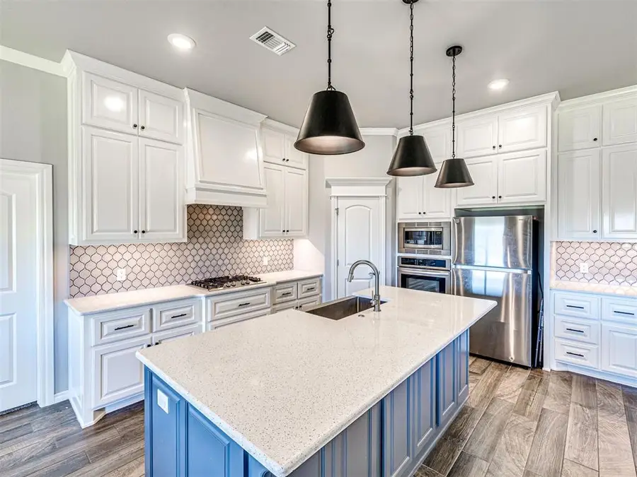 3032 Dudley Drive, Edmond, OK 73012 - #3