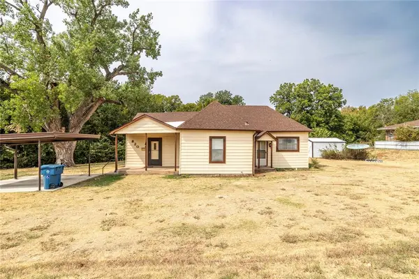 820 N Market Street, Cordell, OK 73632