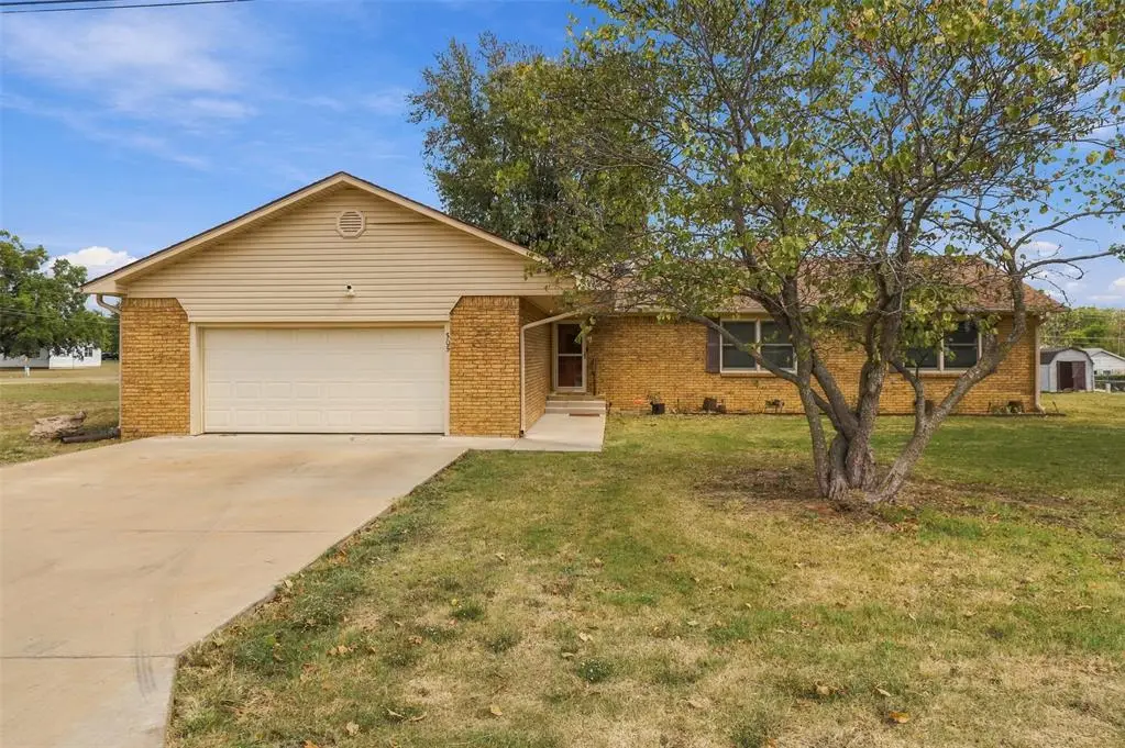505 S 4th Avenue, Stroud, OK 74079 - #1