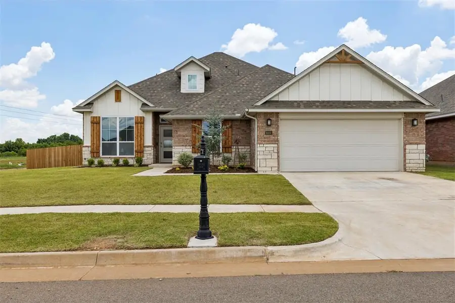 9300 NW 141st Street, Yukon, OK 73099 - #2