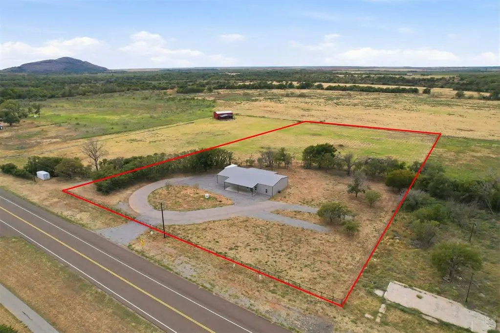 14721 Hwy 44a, Lone Wolf, OK 73655 - #1
