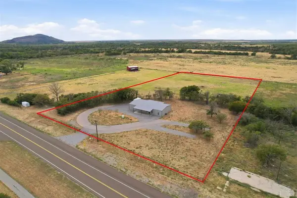 14721 Hwy 44a, Lone Wolf, OK 73655