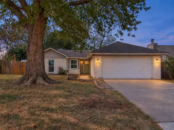 513 Beagle Circle, Edmond, OK 73003