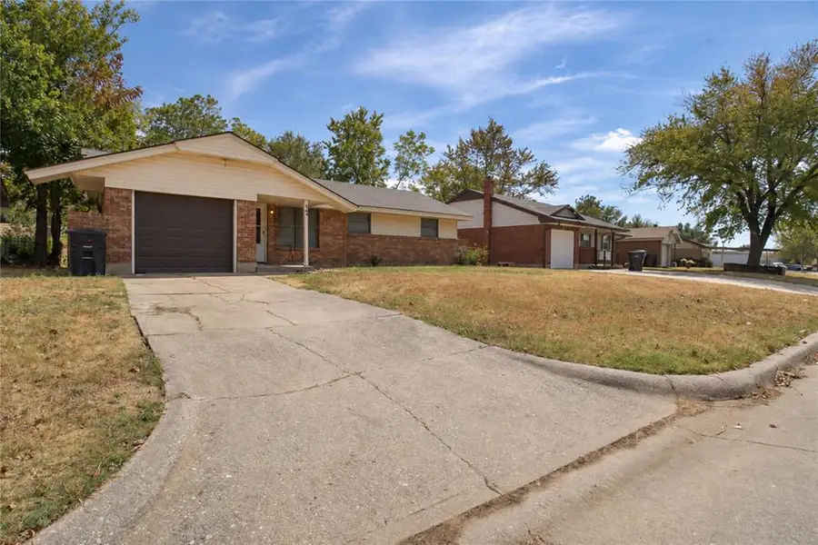 740 Butler Street, Moore, OK 73160 - #2