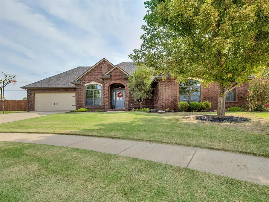 1407 Fairfax Lane, El Reno, OK 73036 - #2