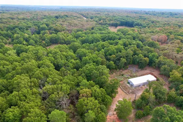 7675 Peaceful Oaks Lane, Macomb, OK 74852
