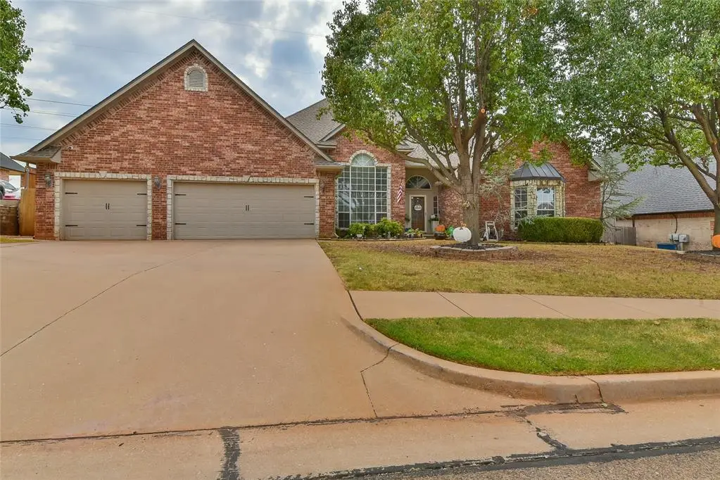 3308 Huntsman Court, Edmond, OK 73003 - #1