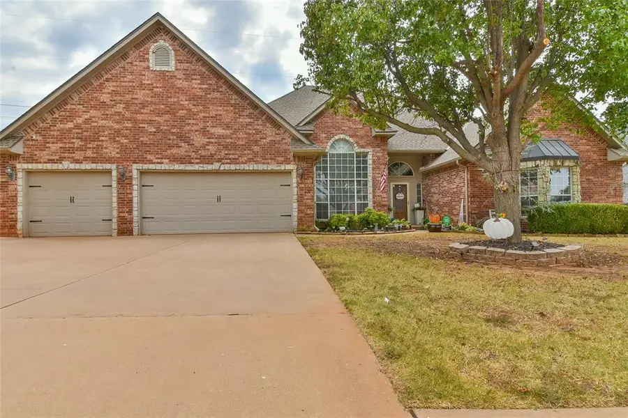 3308 Huntsman Court, Edmond, OK 73003 - #2
