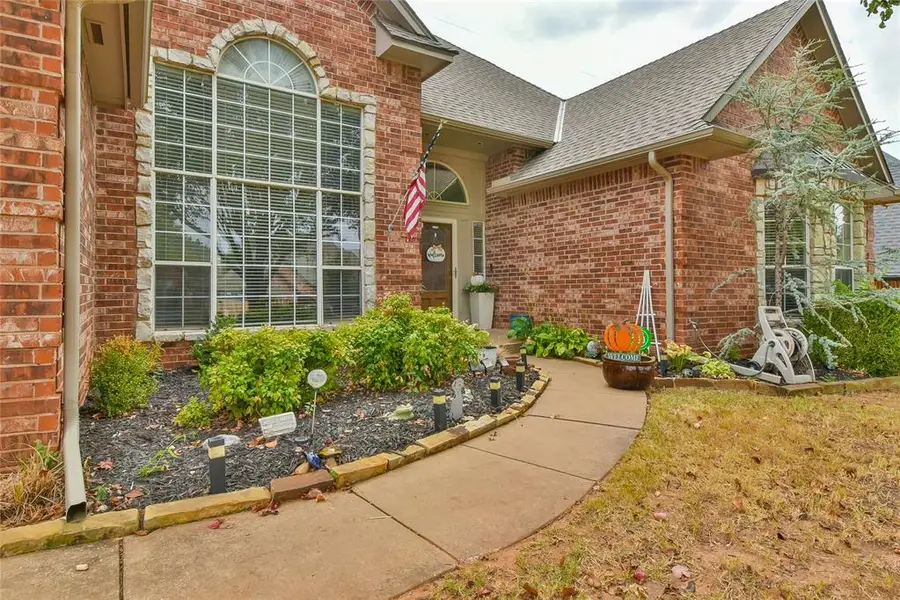3308 Huntsman Court, Edmond, OK 73003 - #3