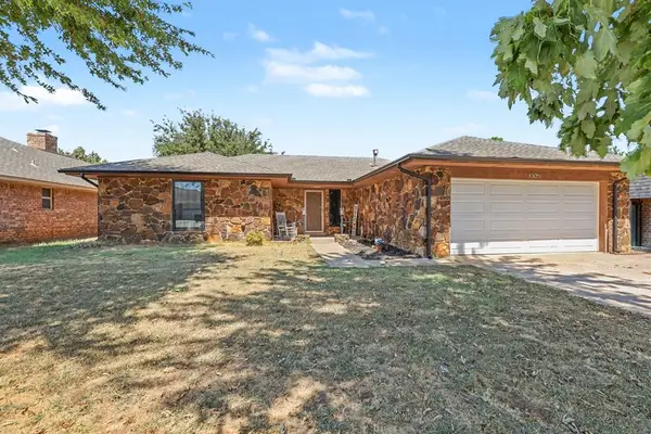 8305 NW 115th Street, Oklahoma City, OK 73162