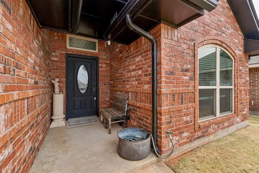 616 Madeline Lane, Moore, OK 73160 - #3