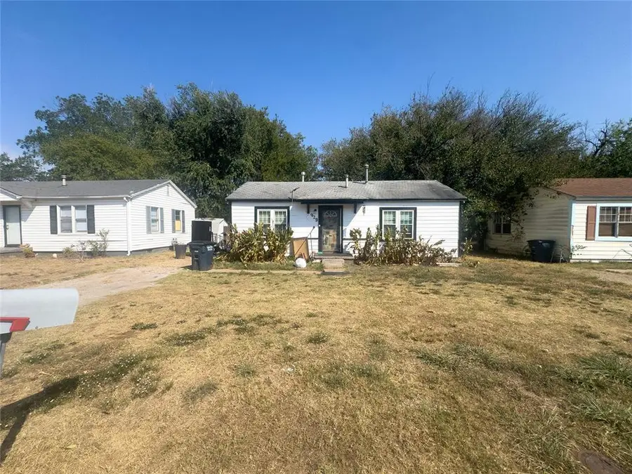 929 N Patchin Avenue, Shawnee, OK 74801 - #2