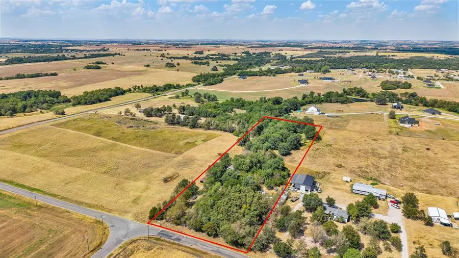 16751 W Wilshire Boulevard, Yukon, OK 73099 - #2
