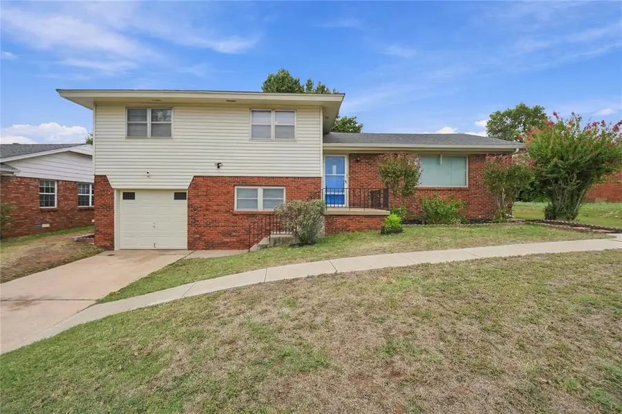 305 Sherri Lane, Yukon, OK 73099 - #2