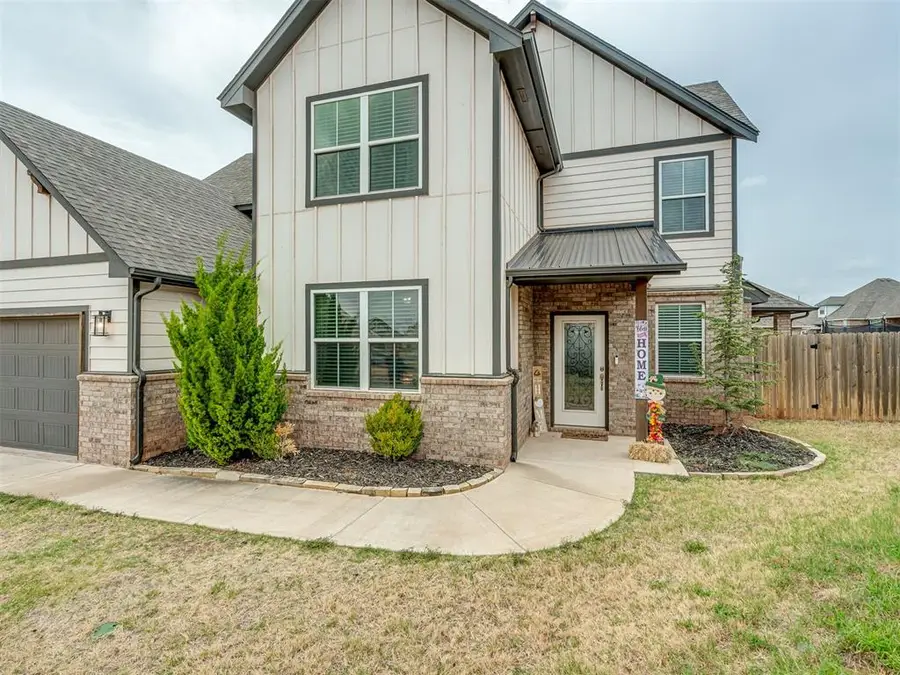 6263 Macarthur Park Circle, Edmond, OK 73012 - #3