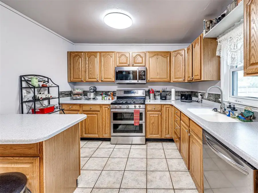 404 Kimberly Road, Tecumseh, OK 74873 - #3